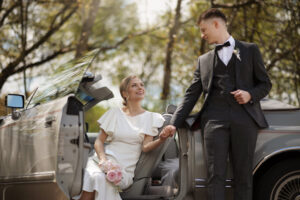 wedding limos in HAWAII hi wedding limousine service in HAWAII wedding limo service HAWAII